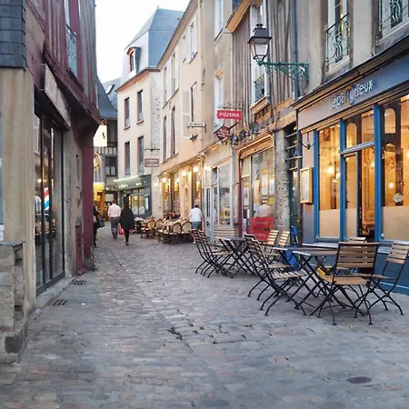 Neuf Proche Circuit 24h Ле-Ман