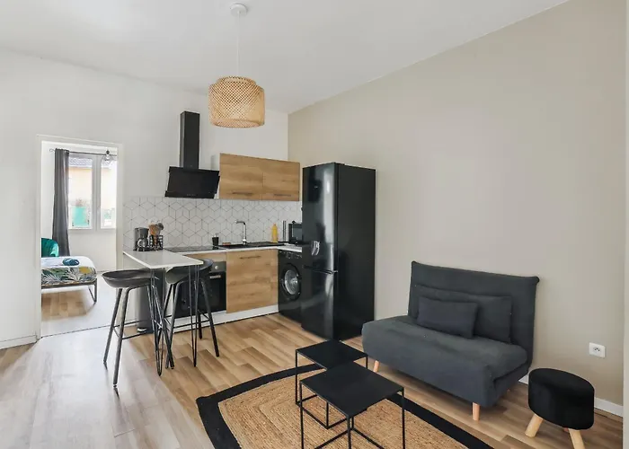 Neuf Proche Circuit 24h *