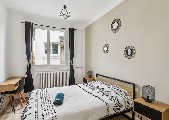 Neuf Proche Circuit 24h Ле-Ман